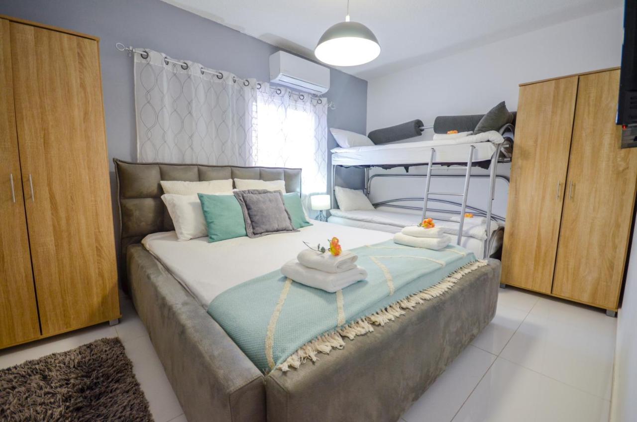 Appartamento Yalarent Sunny 3br Eilat