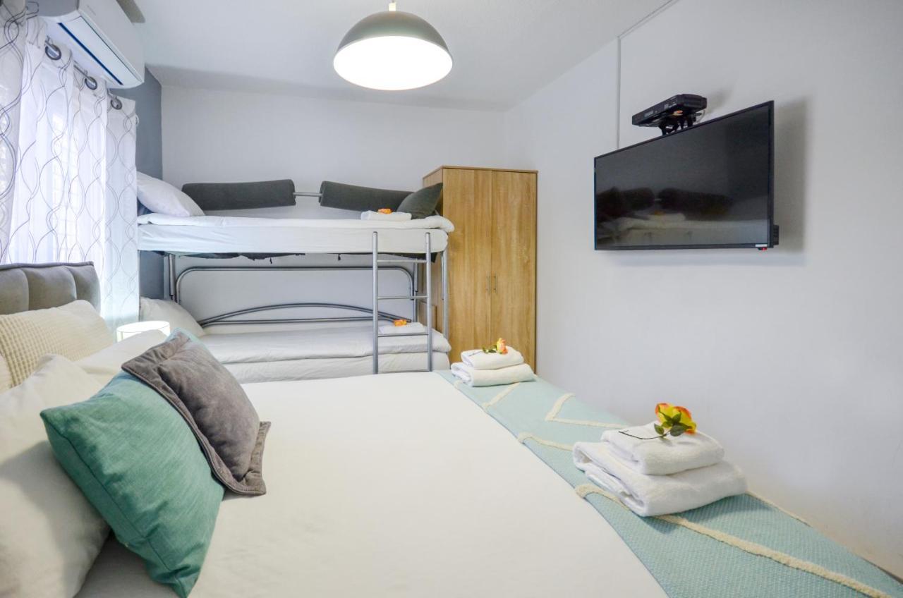 Yalarent Sunny 3br * Eilat